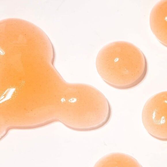 TRULY Beauty: Nice Melons Boob Serum - Picture 5 of 6